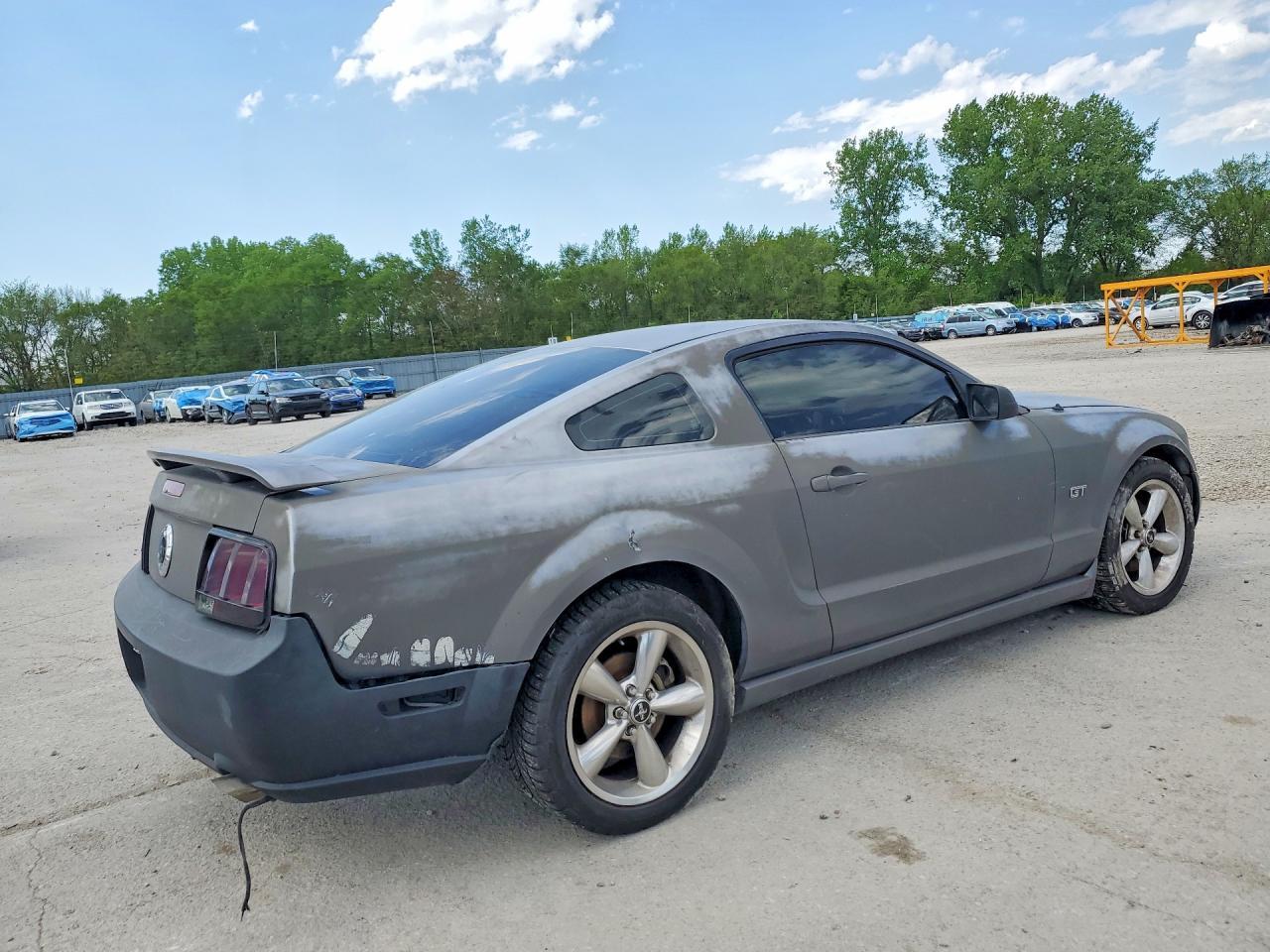 2006 Ford Mustang Gt - Фото 3