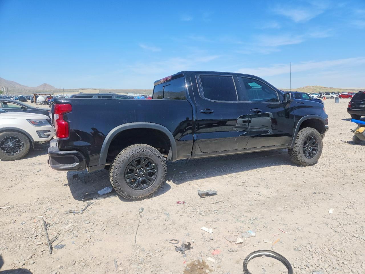 2024 Chevrolet Silverado K1500 Zr2 - Image 3