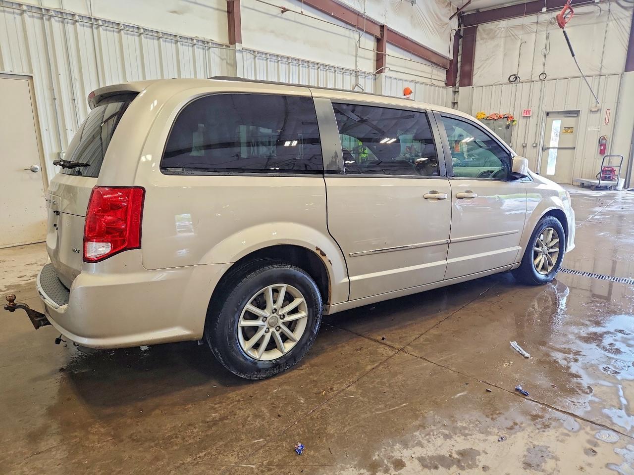 2015 Dodge Grand Caravan Sxt - Image 3