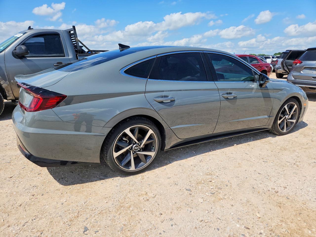 2022 Hyundai Sonata Sel Plus - Image 3
