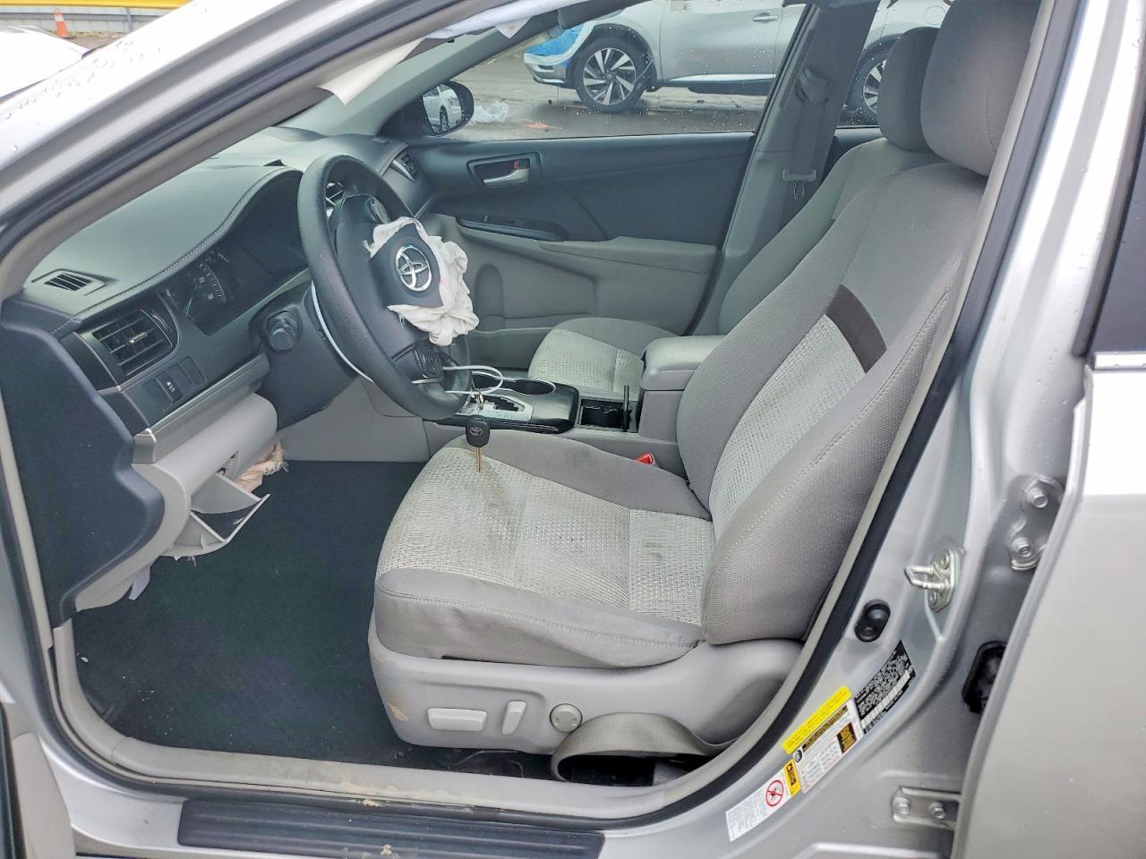 2014 Toyota Camry Le - Фото 7