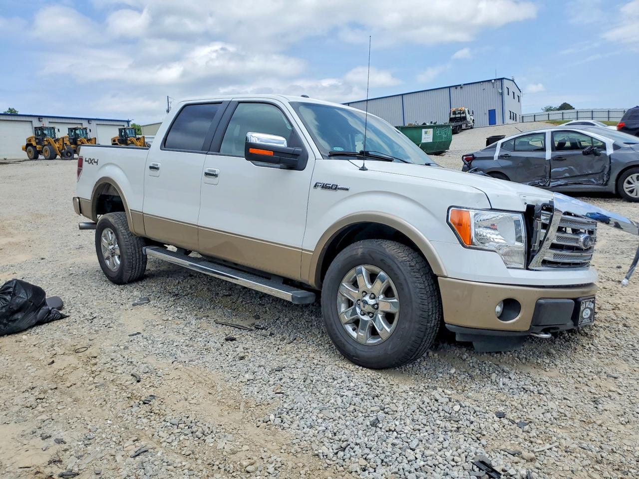2013 Ford F150 Supercrew - Image 4