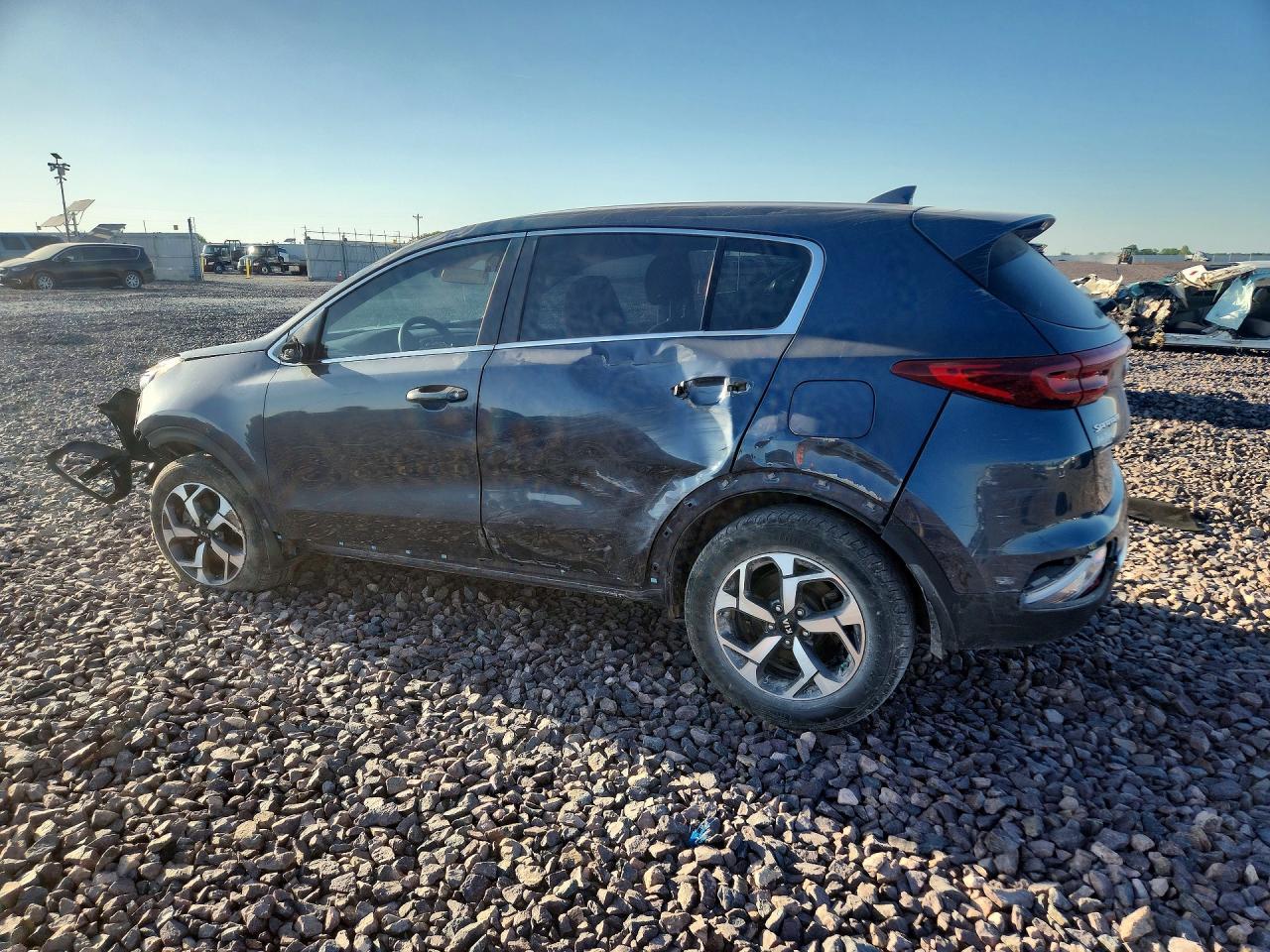 2020 Kia Sportage Lx - Image 2