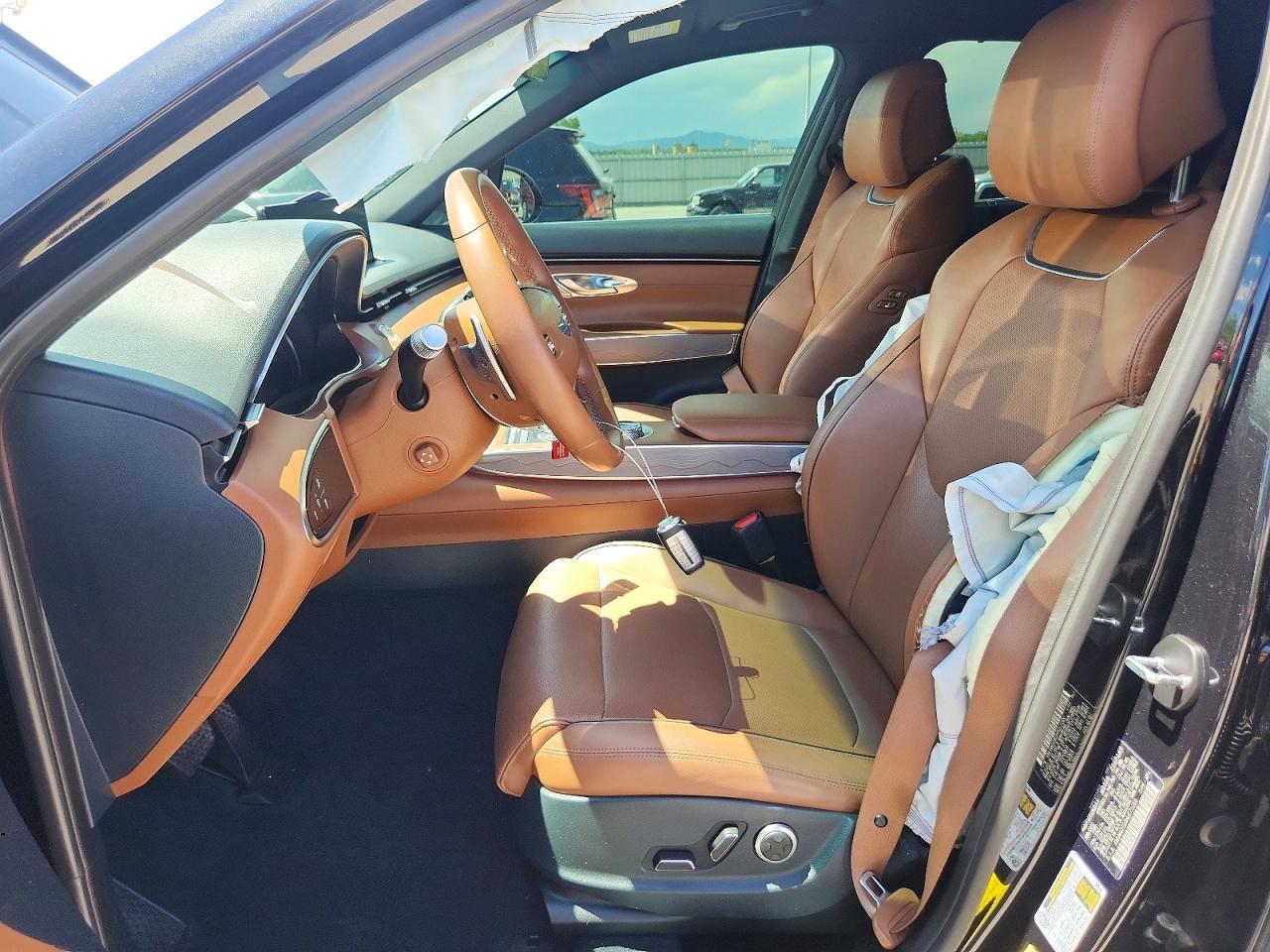 2022 Genesis Gv70 2.5T Standard - Image 7