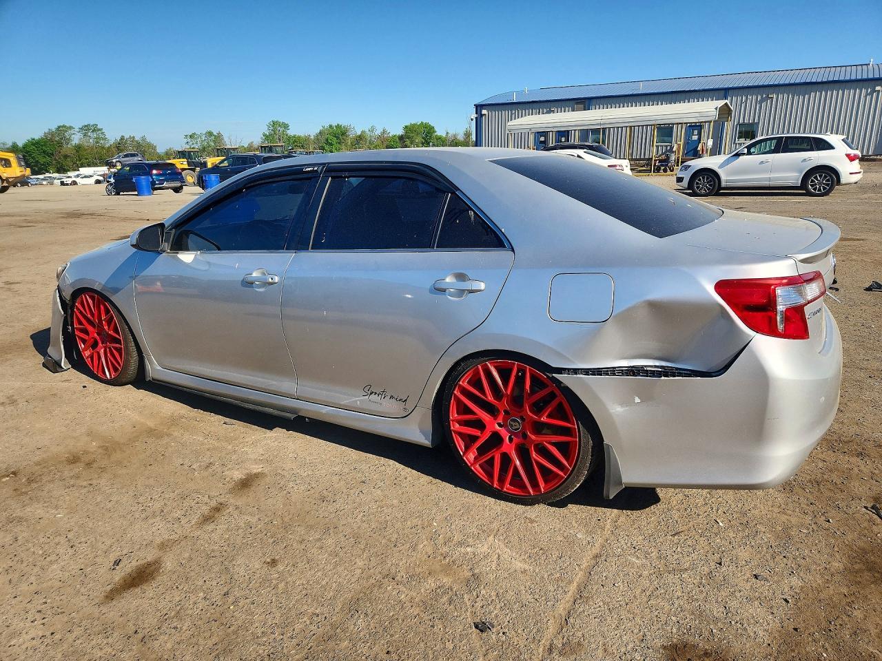 2012 Toyota Camry Se - Фото 2