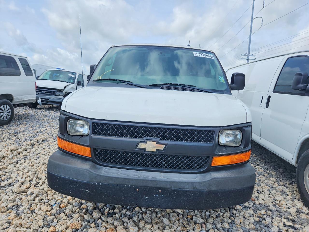 2015 Chevrolet Express G3500 - Фото 5