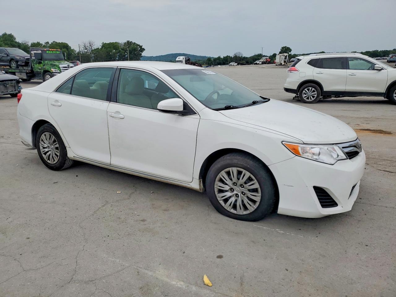 2012 Toyota Camry Le - Фото 4