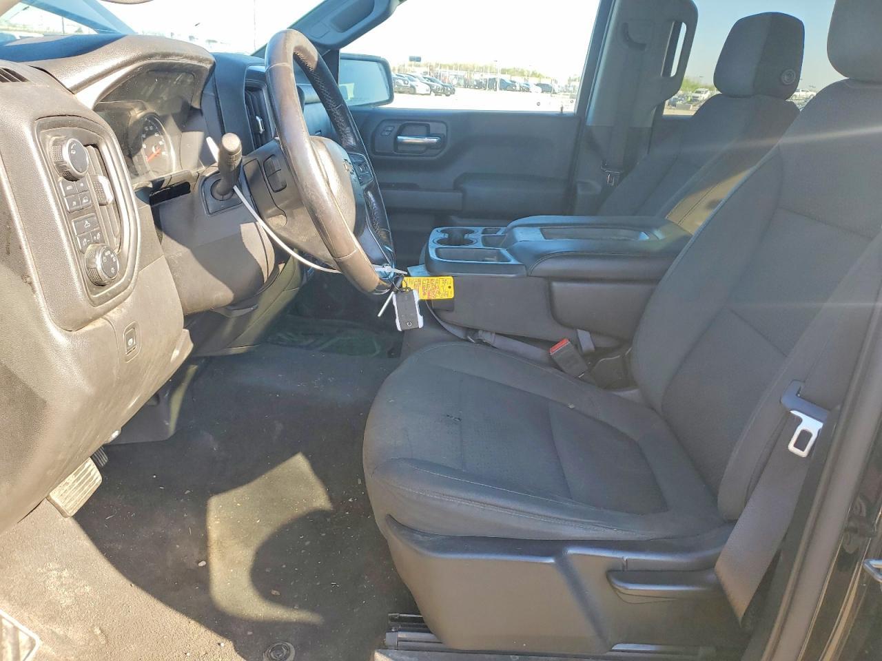 2020 Chevrolet Silverado K1500 Custom - Image 7