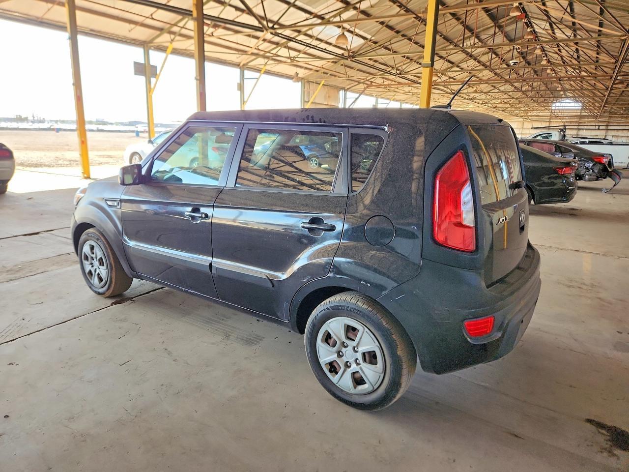 2013 Kia Soul Base - Image 2