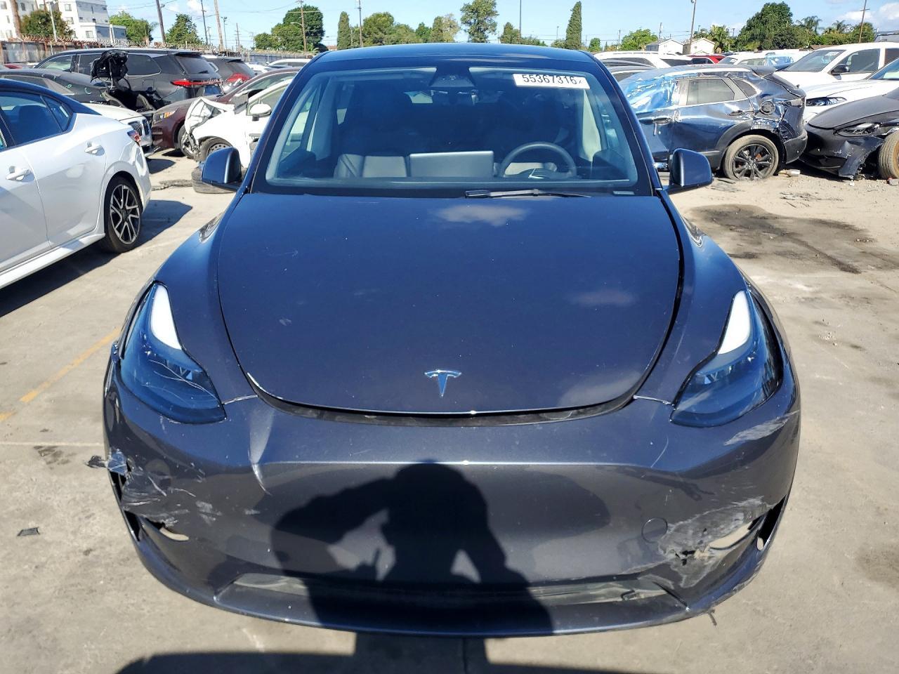 2023 Tesla Model Y - Фото 5