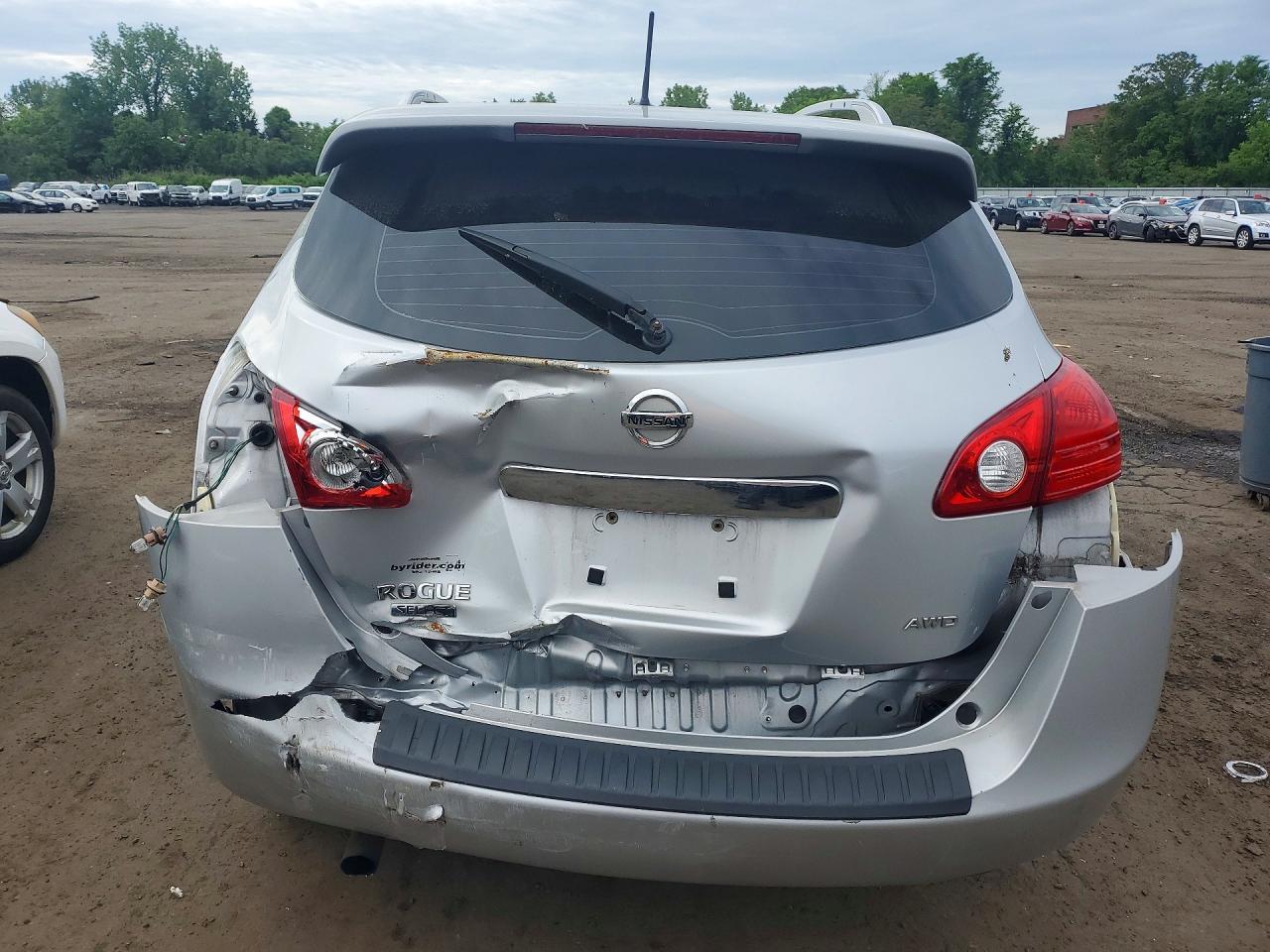2015 Nissan Rogue Select S - Image 6