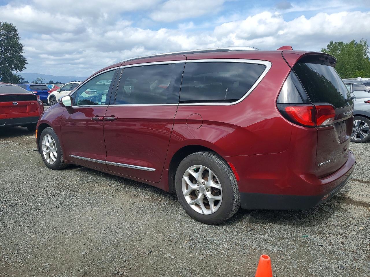 2020 Chrysler Pacifica Limited - Фото 2