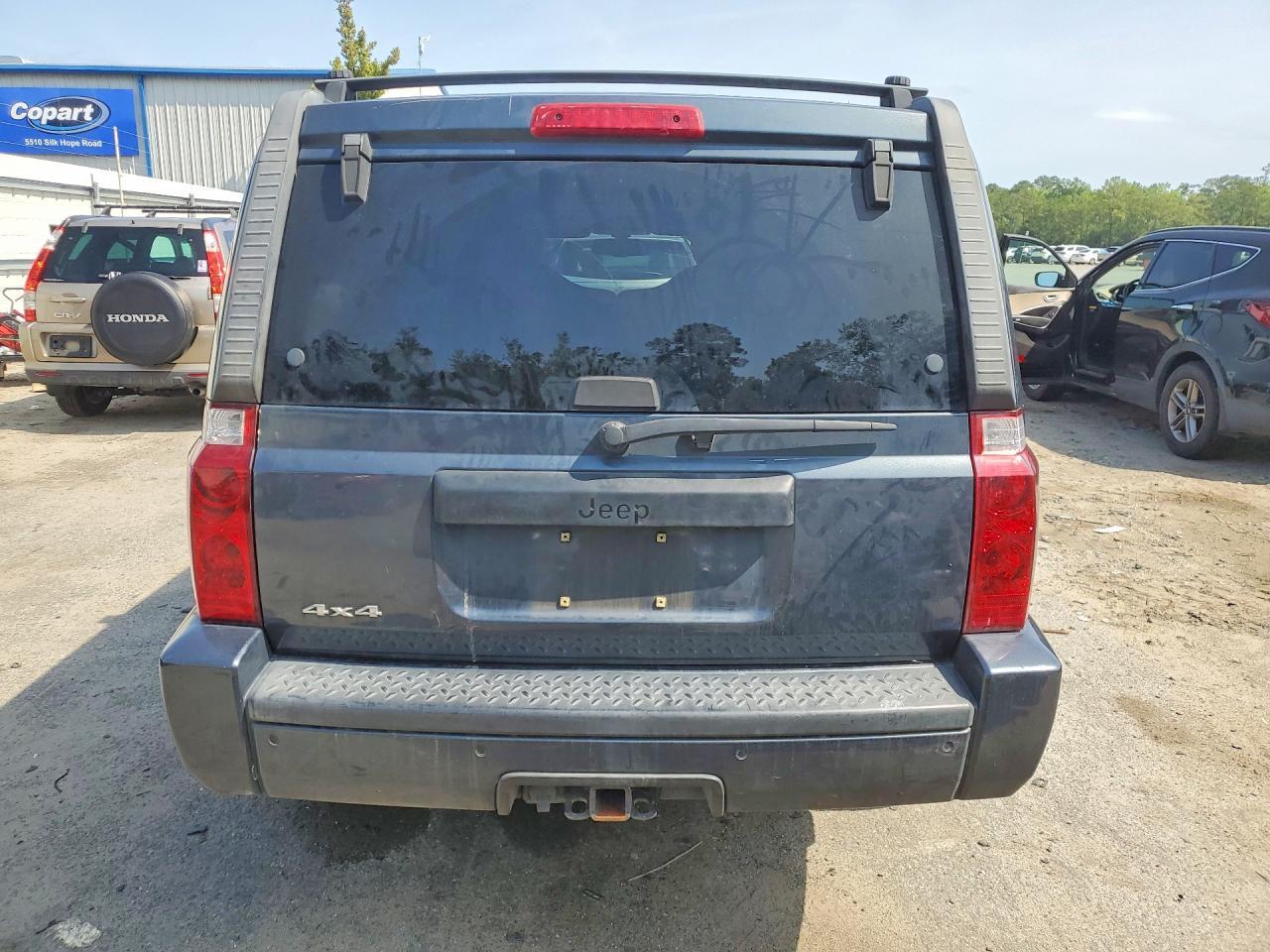 2006 Jeep Commander - Фото 6
