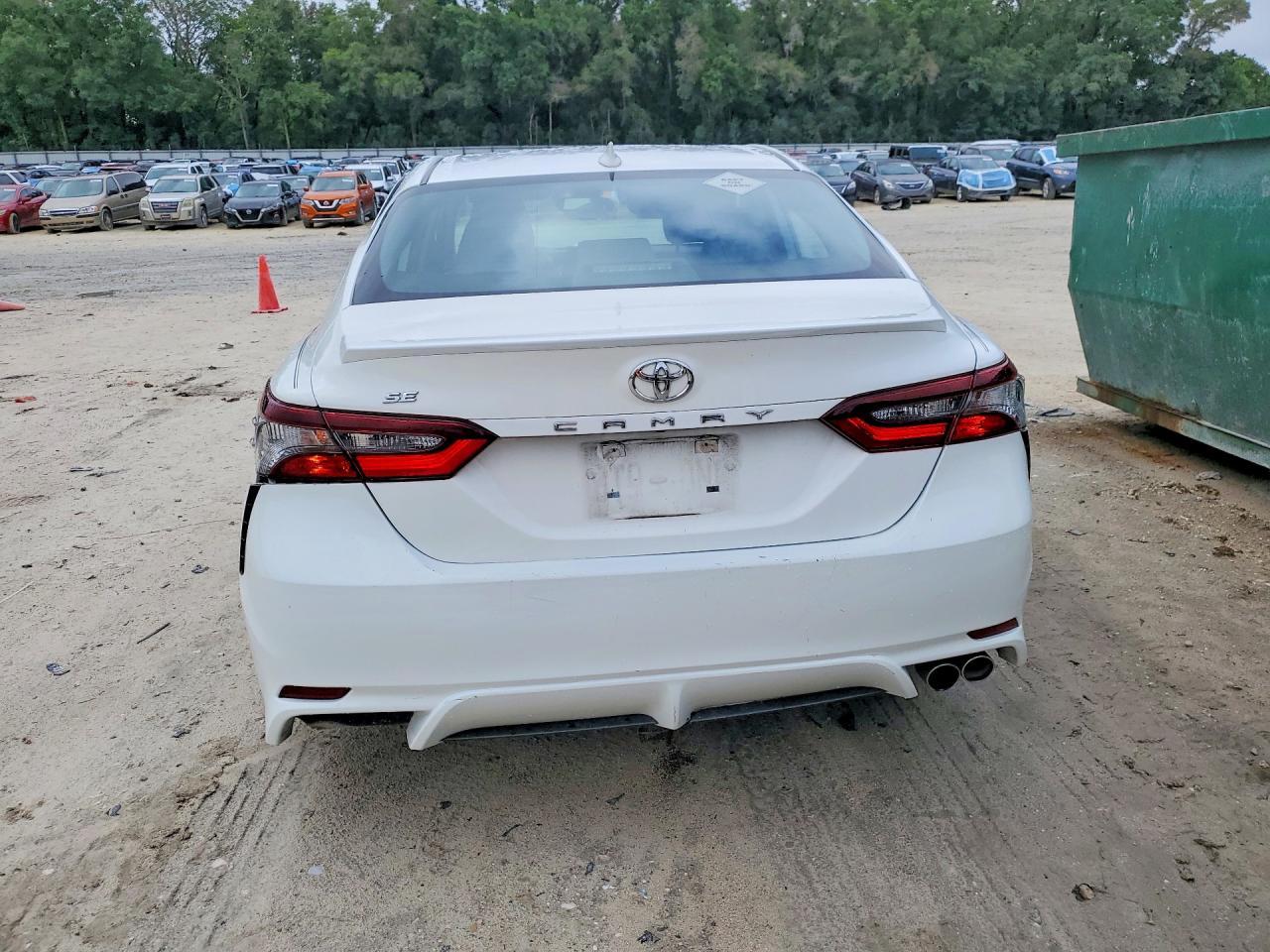 2021 Toyota Camry Se - Фото 6