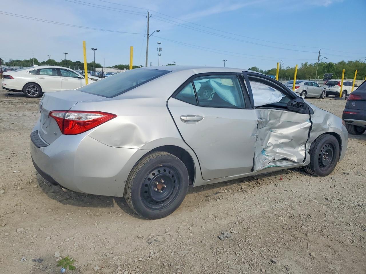 2015 Toyota Corolla Le - Image 3