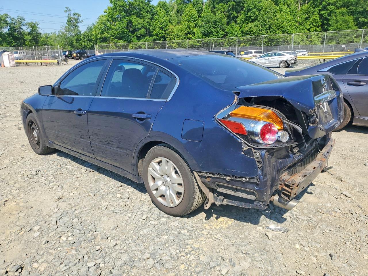 2012 Nissan Altima 2.5 - Image 2
