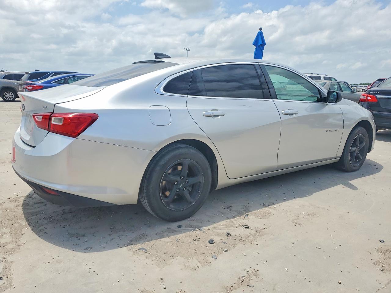 2016 Chevrolet Malibu Ls - Image 3