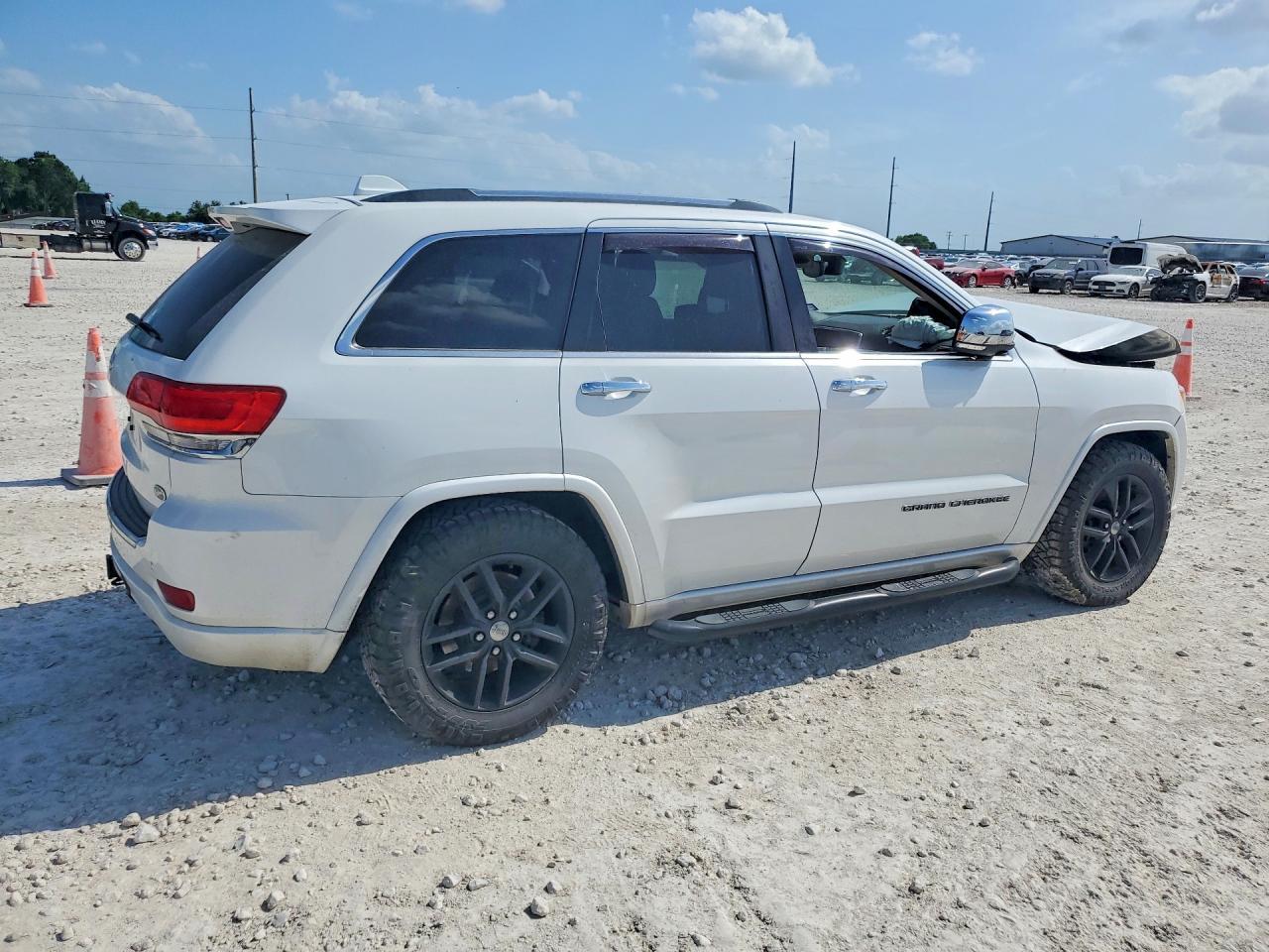 2018 Jeep Grand Cherokee Overland - Фото 3