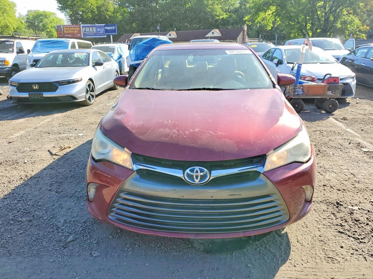2015 Toyota Camry Hybrid Le - Фото 5