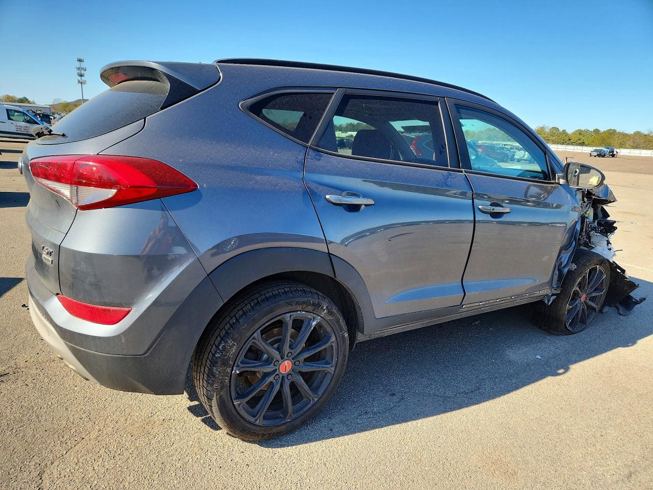 2017 Hyundai Tucson Night - Фото 3