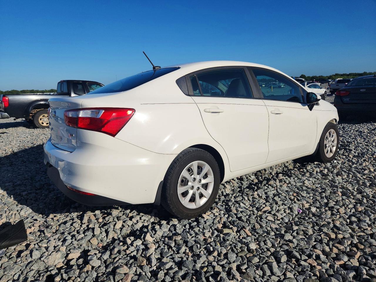 2017 Kia Rio Lx - Фото 3