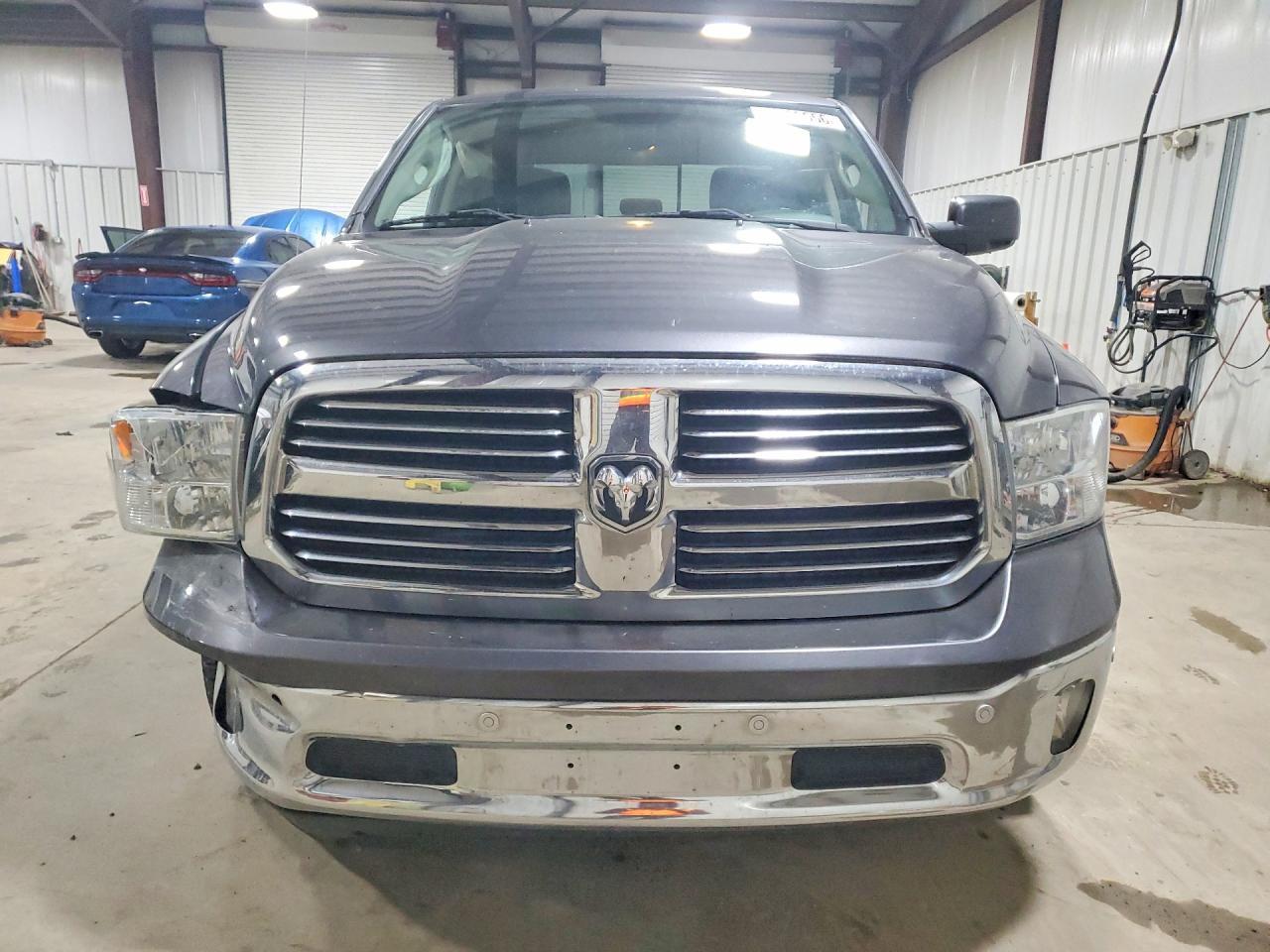 2016 Ram 1500 Slt - Image 5