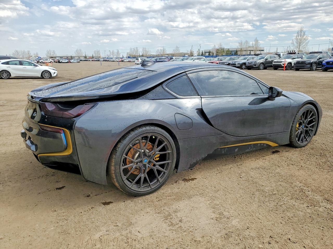 2016 BMW I8 - Фото 3