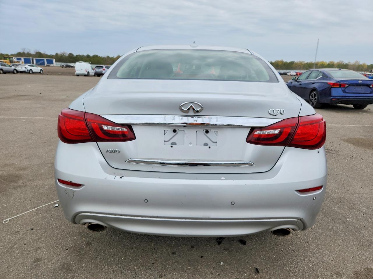 2019 Infiniti Q70 3.7 Luxe - Фото 6