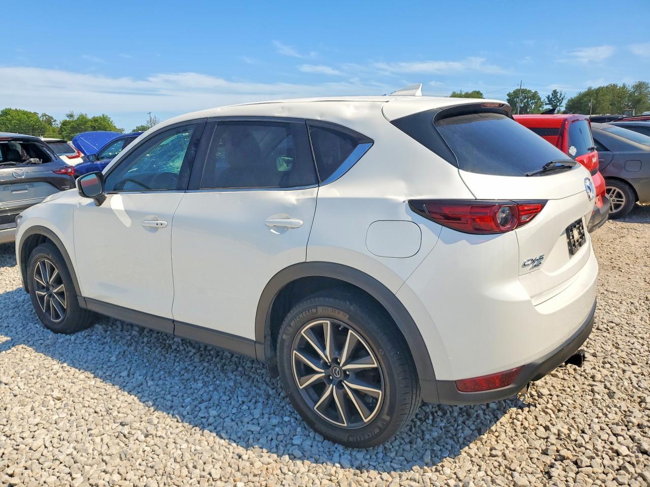 2018 Mazda Cx-5 Grand Touring - Image 2