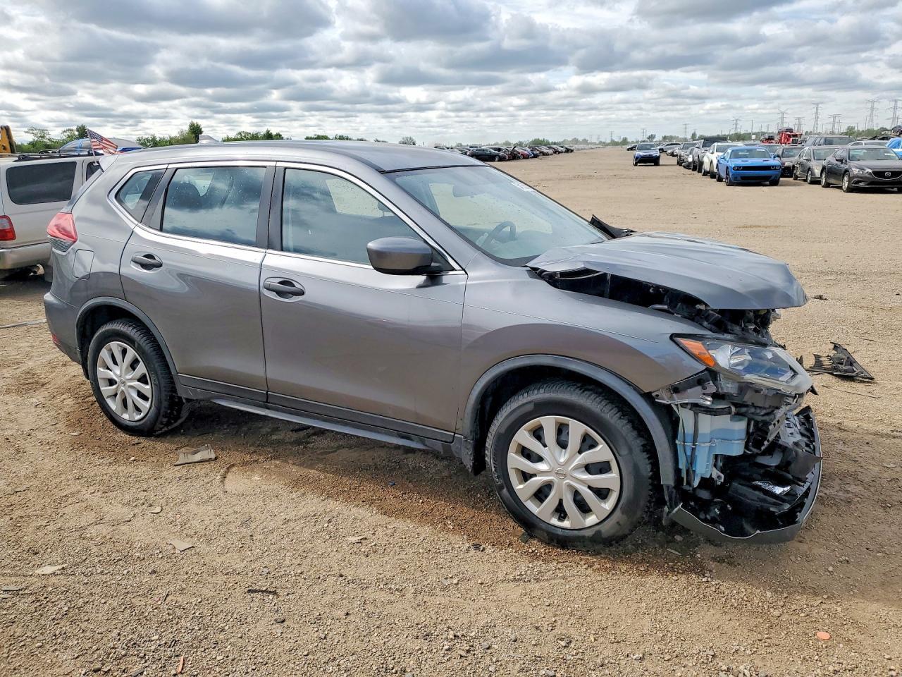 2018 Nissan Rogue S - Фото 4
