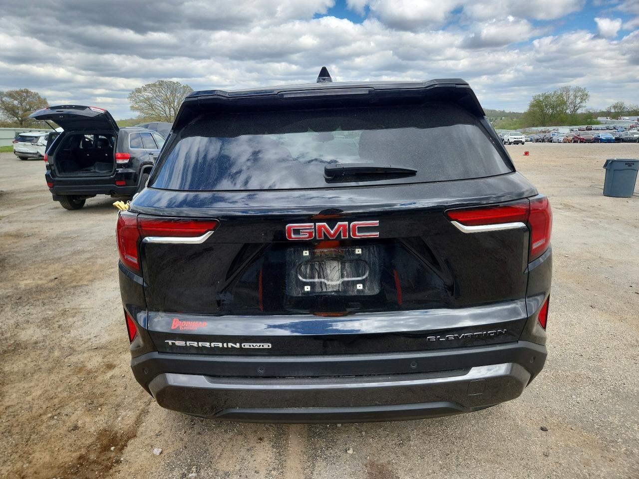 2025 GMC Terrain Elevation - Фото 6