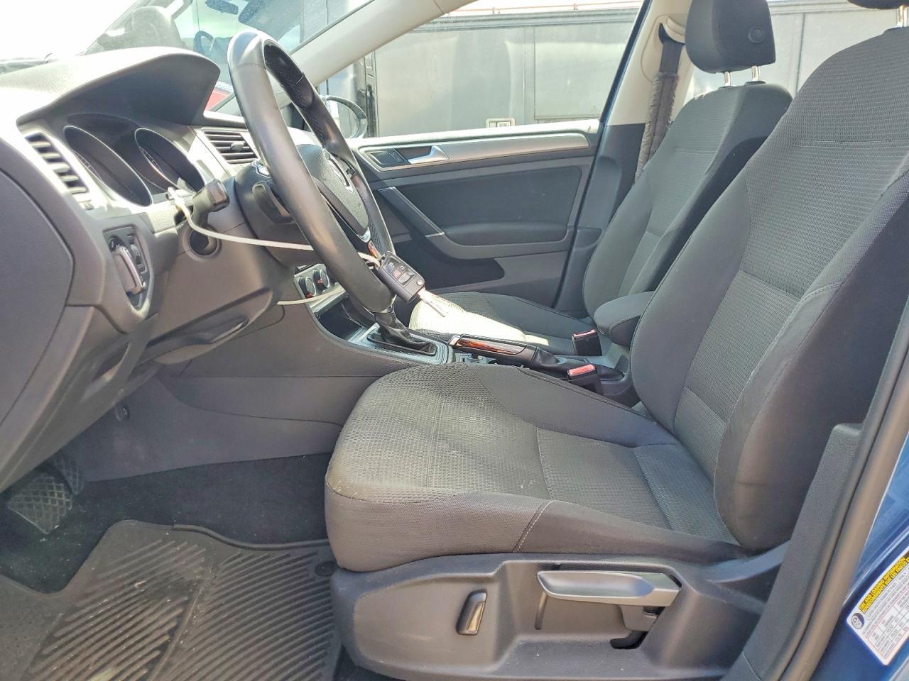 2016 Volkswagen Golf S - Фото 7