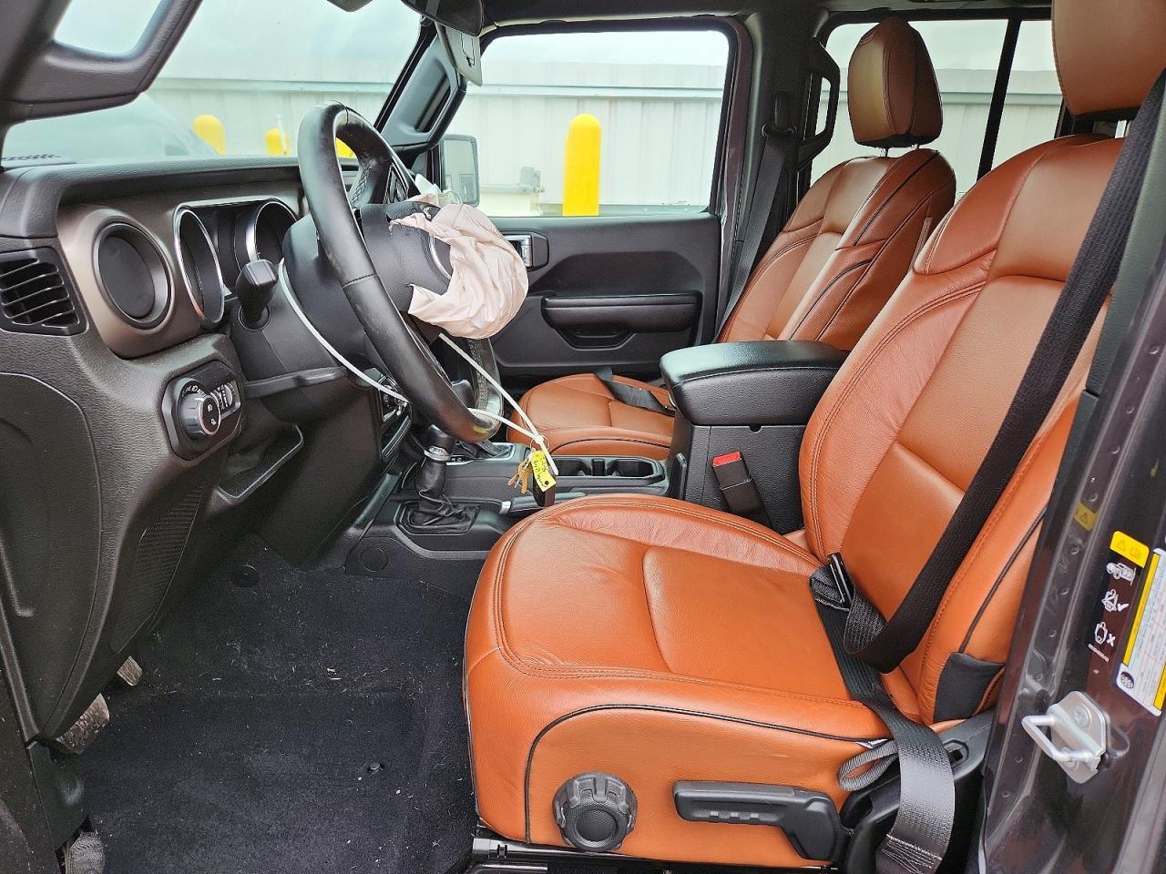 2020 Jeep Gladiator Sport - Фото 7