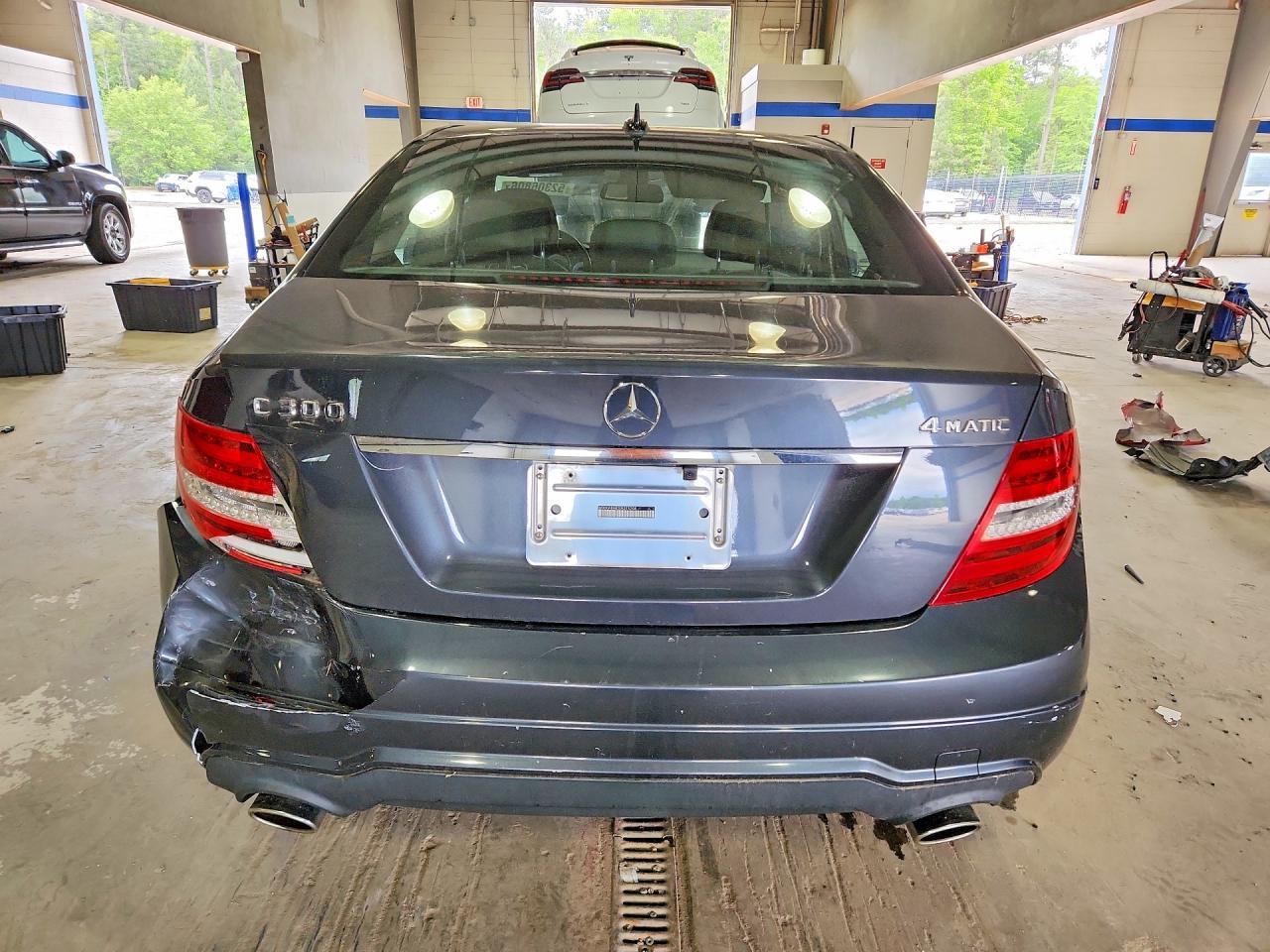 2014 Mercedes-Benz C 300 4Matic - Image 6