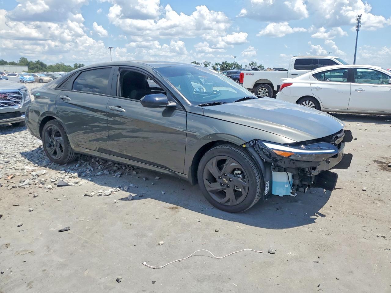 2026 Hyundai Elantra Sel Sport - Фото 4