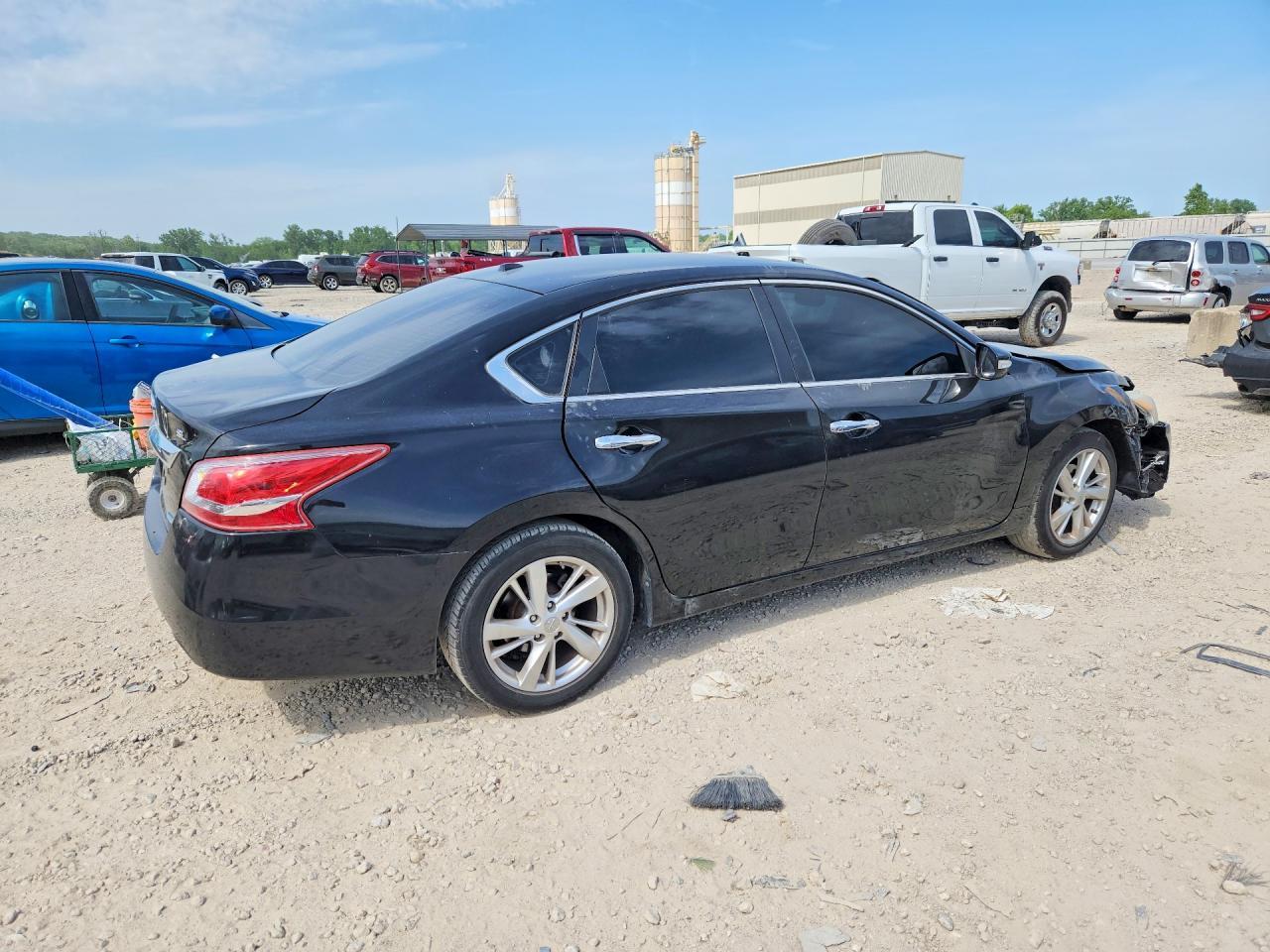 2013 Nissan Altima 2.5 - Image 3