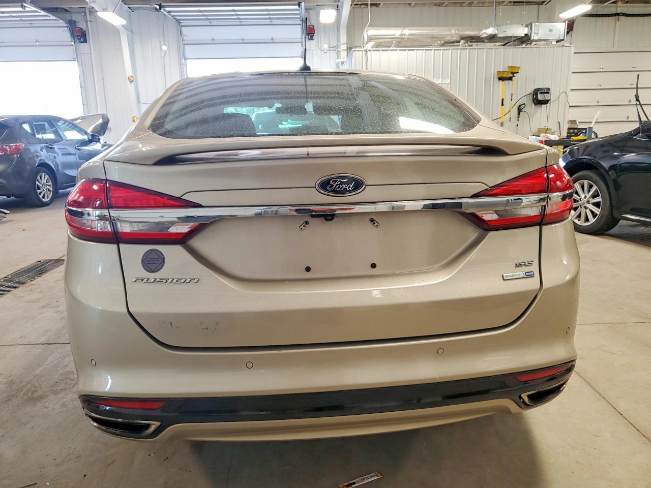 2017 Ford Fusion Se - Фото 6