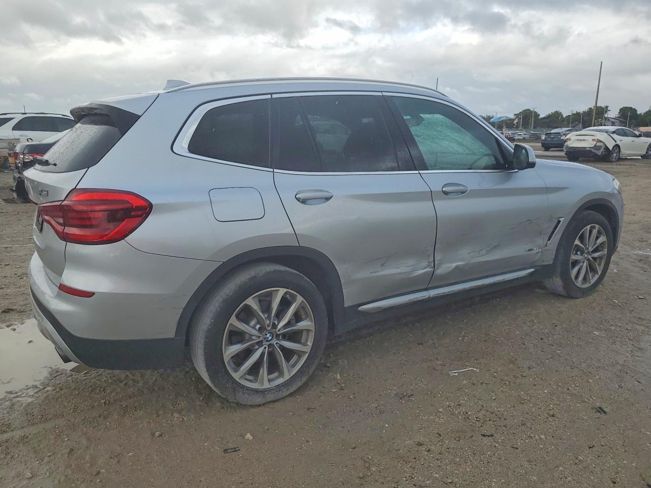 2018 BMW X3 xDrive30I - Фото 3