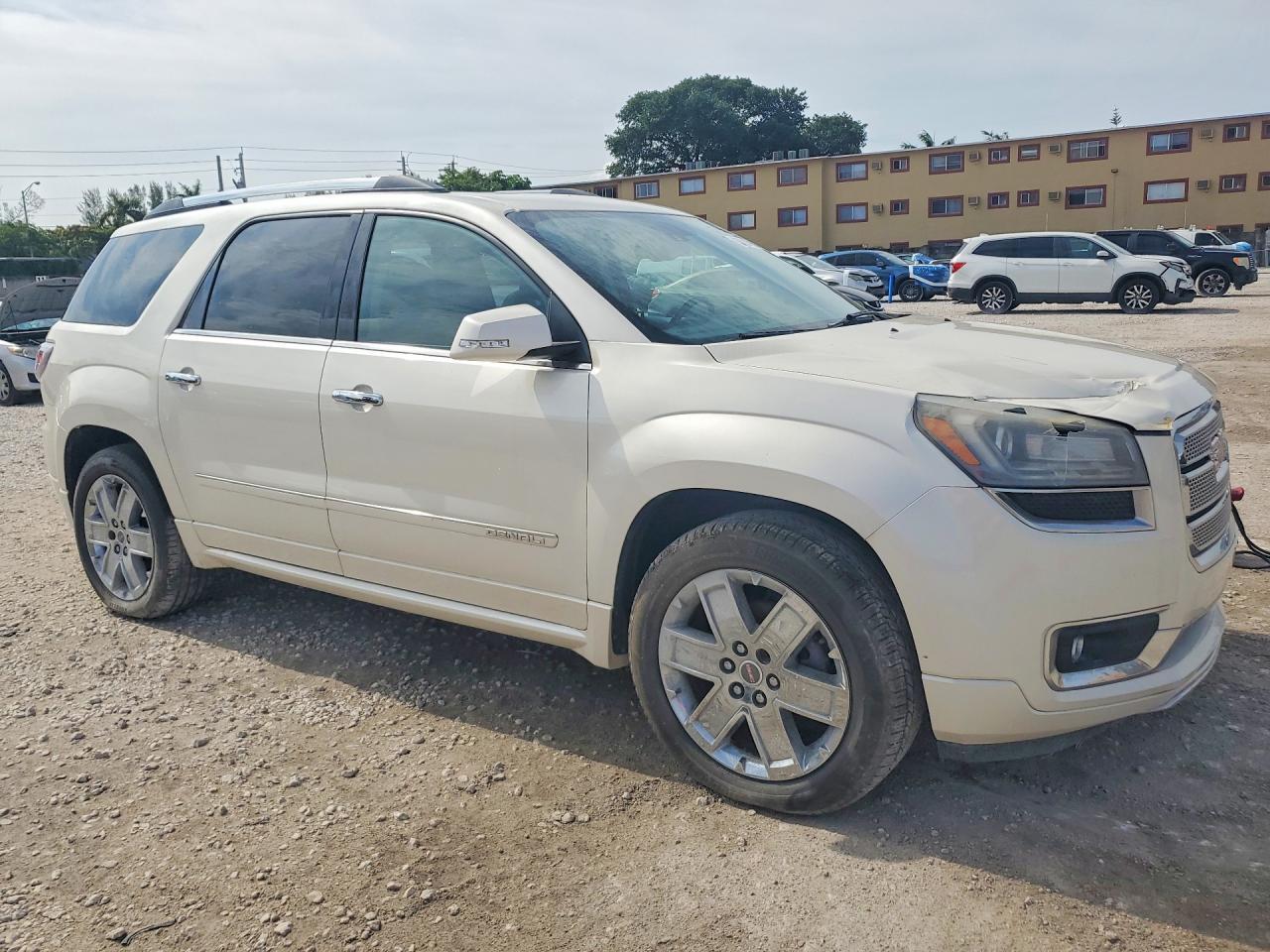 2015 GMC Acadia Denali - Фото 4