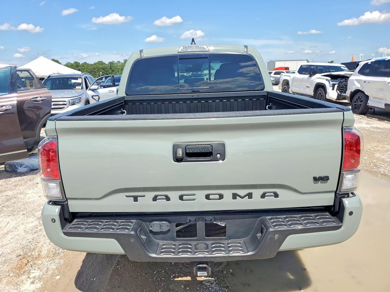 2023 Toyota Tacoma Trd Sport - Image 6