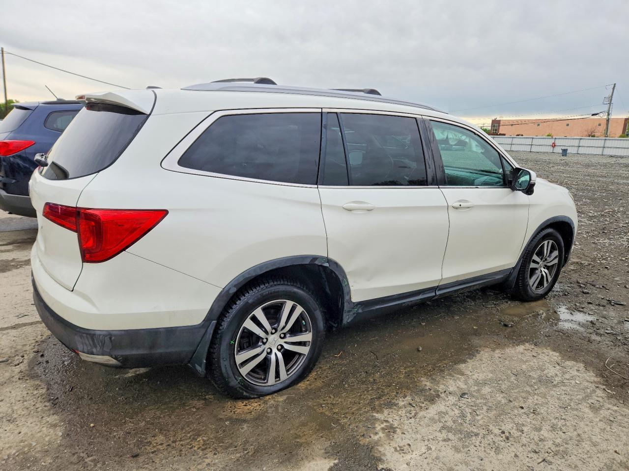 2016 Honda Pilot Exln - Фото 3