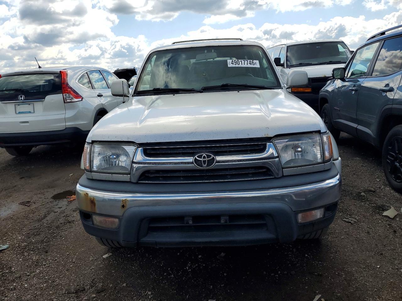 2001 Toyota 4Runner - Image 5