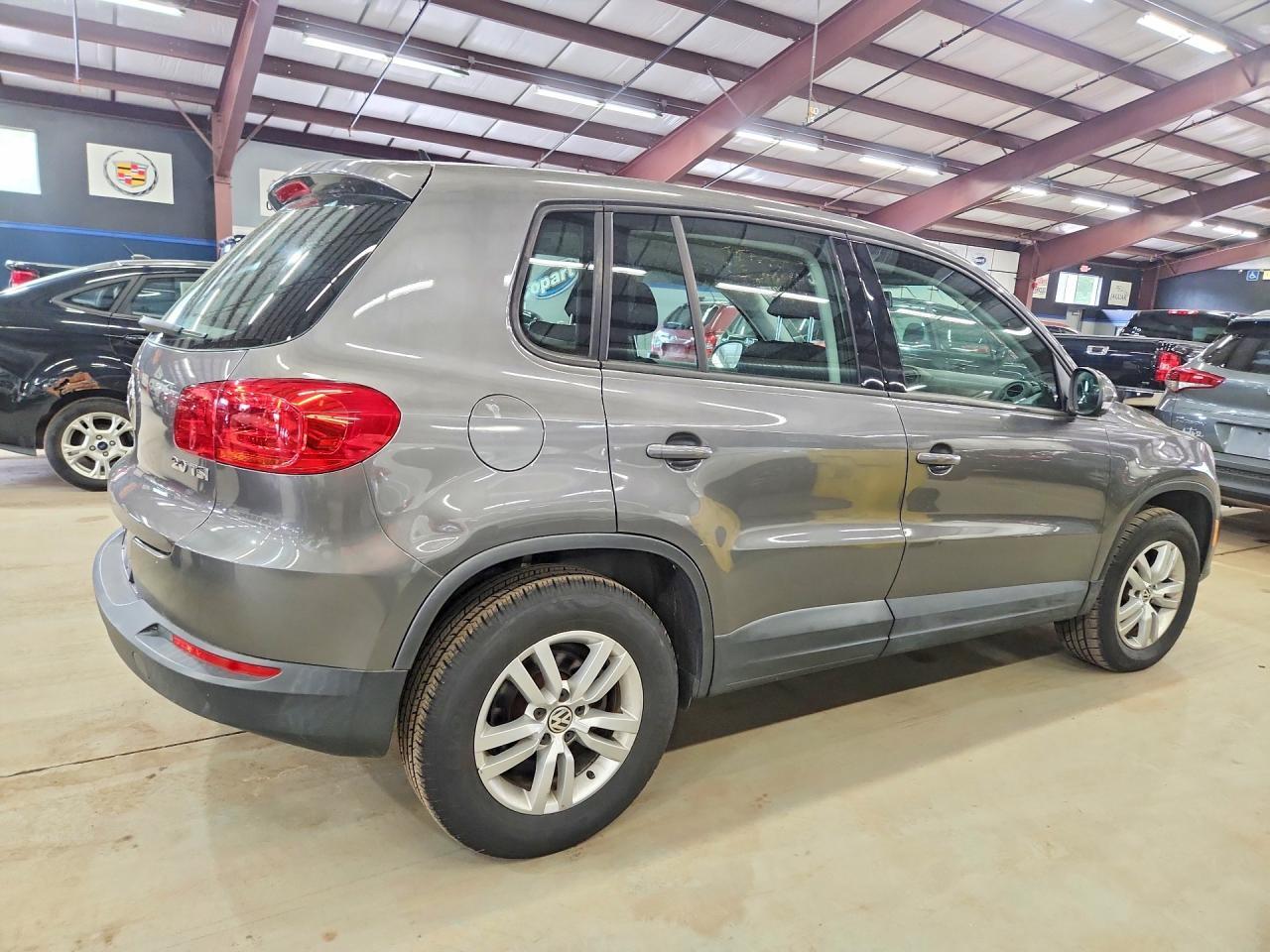 2013 Volkswagen Tiguan S - Image 3