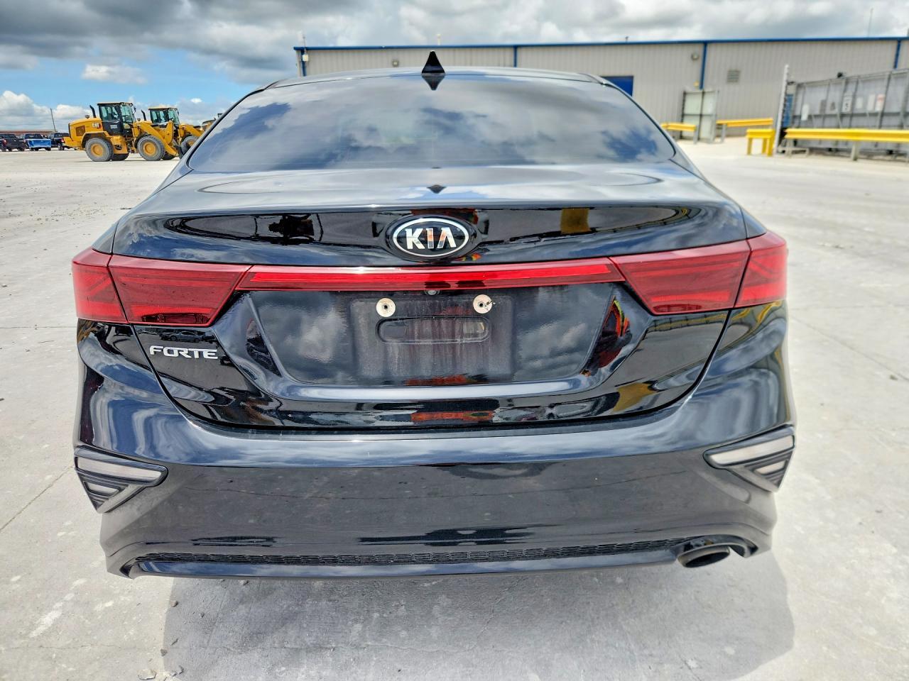 2020 Kia Forte Lxs - Фото 6
