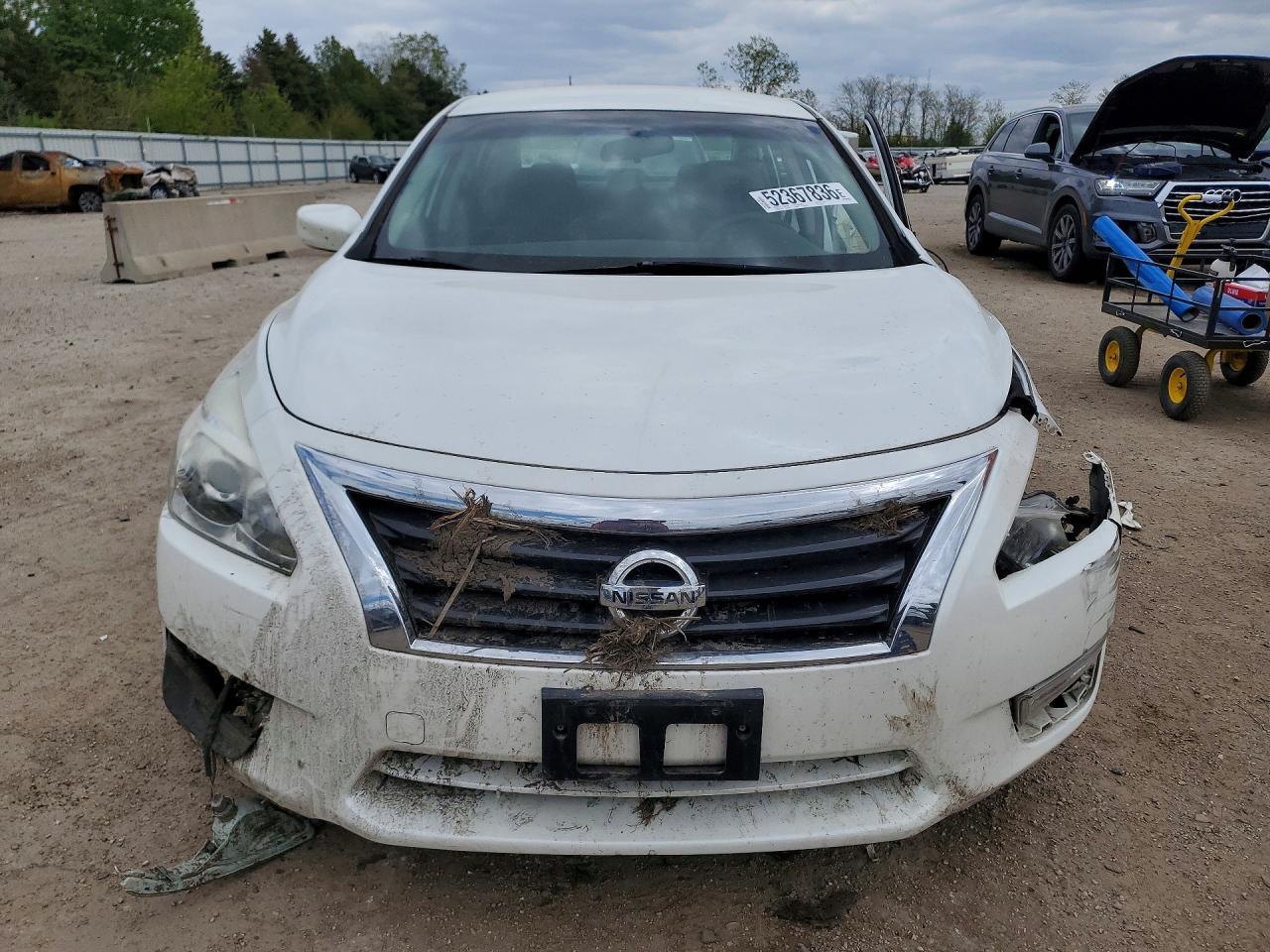 2014 Nissan Altima 2.5 S - Image 5