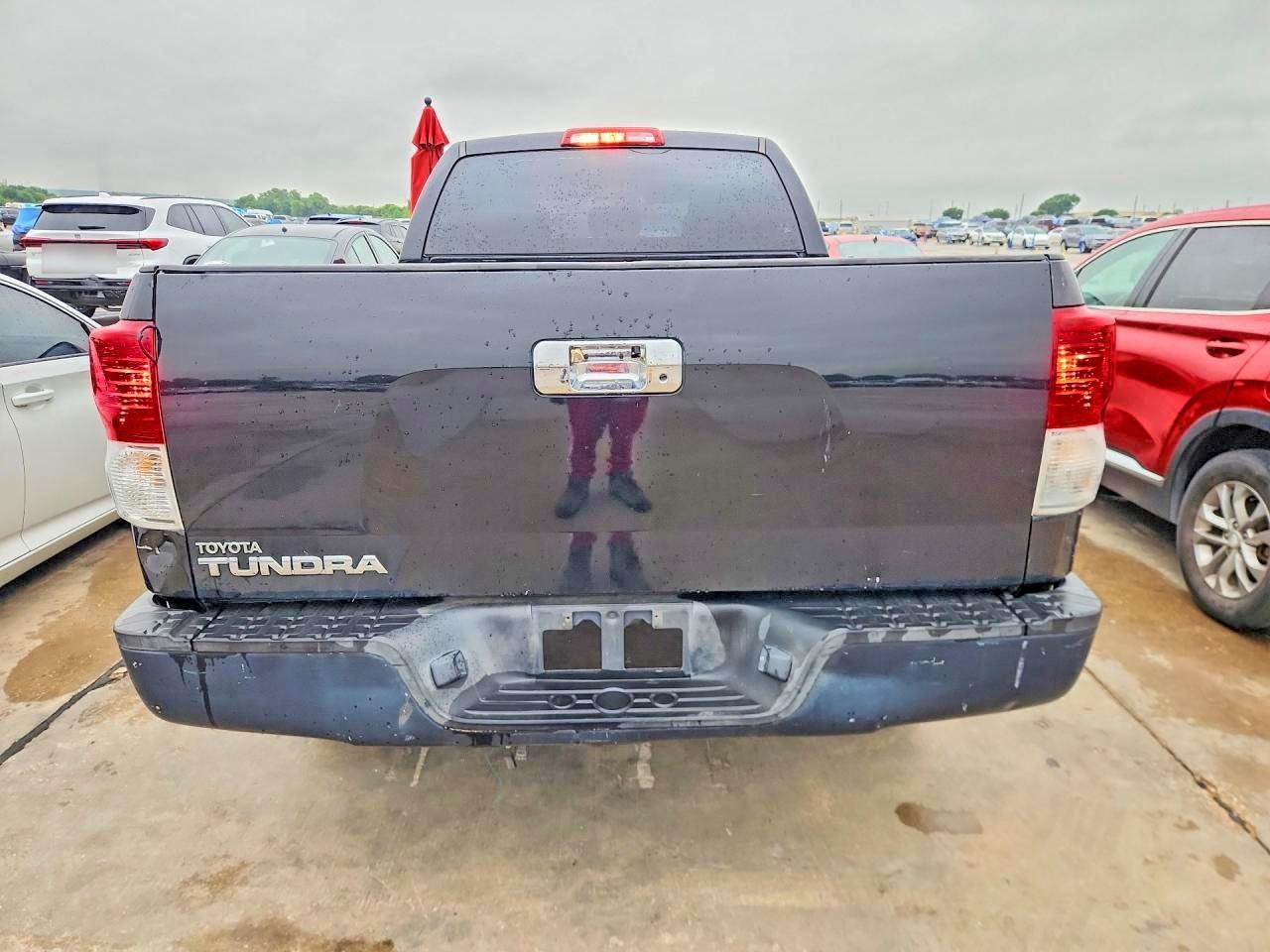2012 Toyota Tundra - Image 6