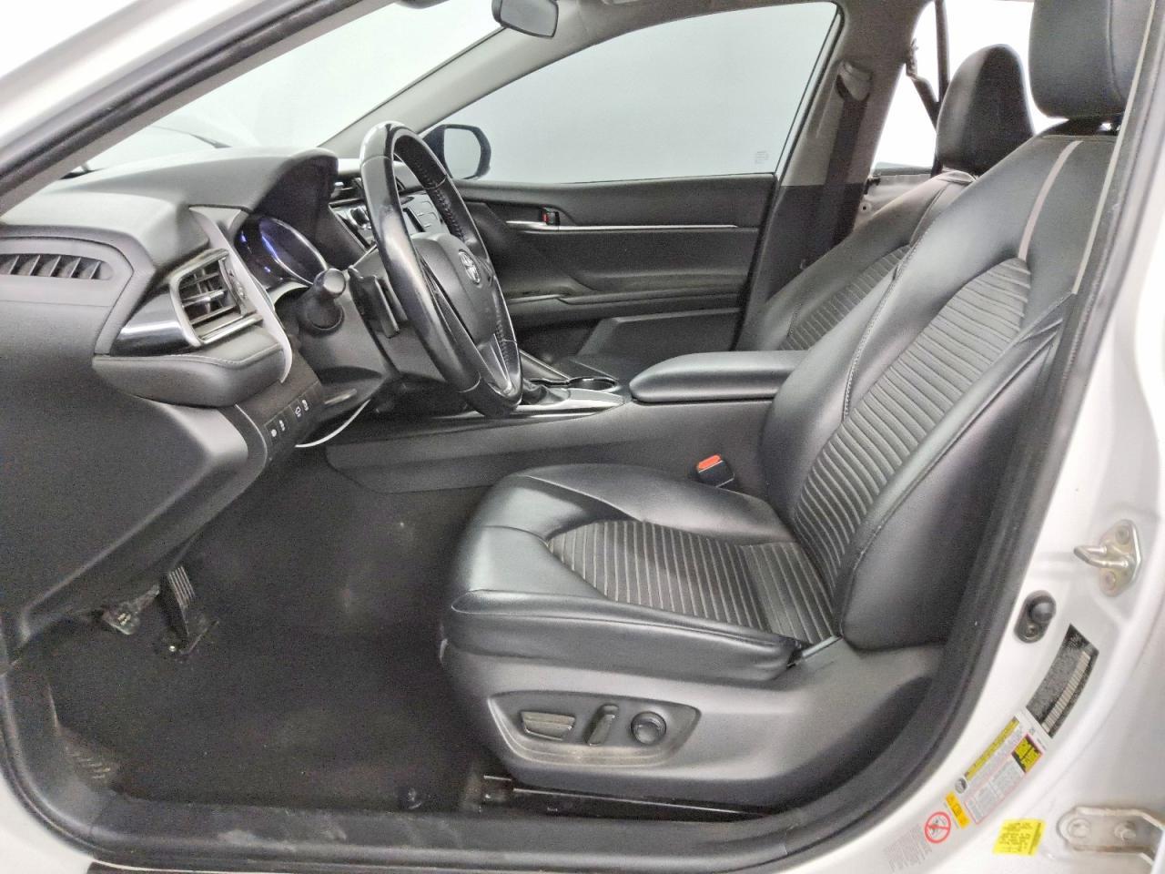 2019 Toyota Camry Se - Фото 7