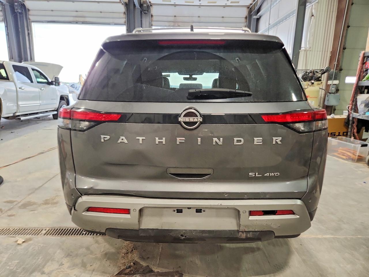2023 Nissan Pathfinder Sl - Фото 6