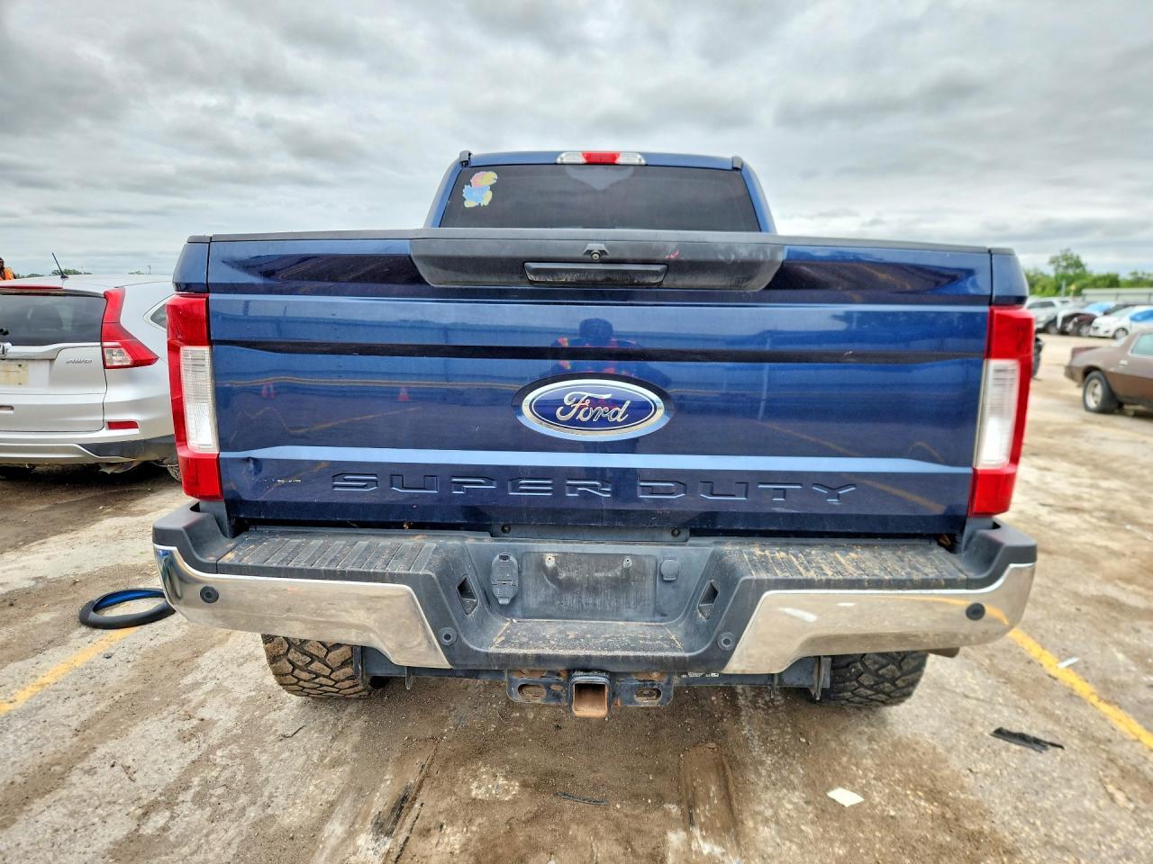 2018 Ford F250 Super Duty - Фото 6