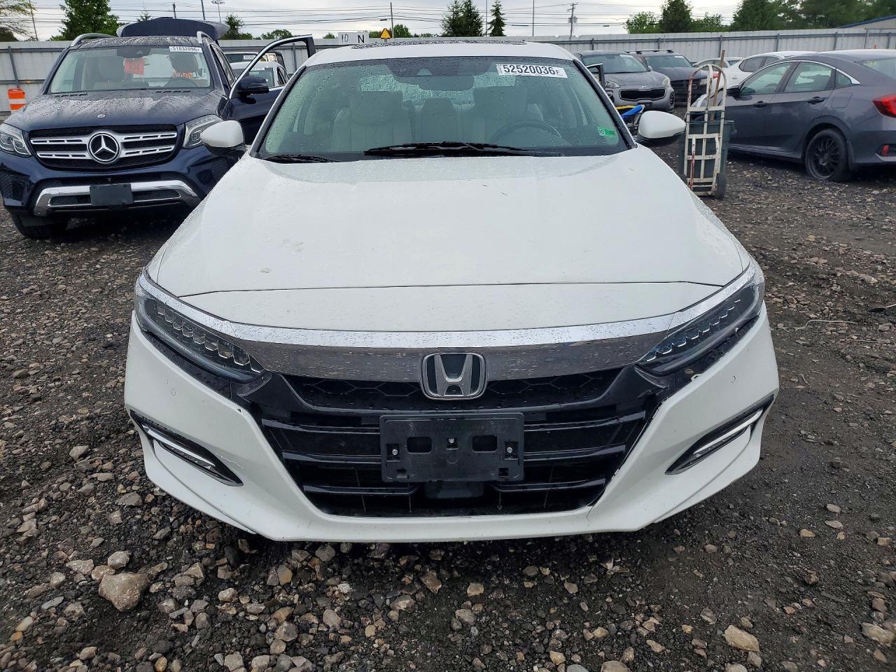 2020 Honda Accord Touring Hybrid - Фото 5
